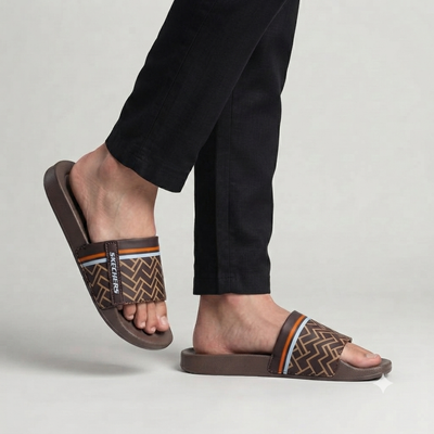 Skechers Patterned Brown Casual Slides