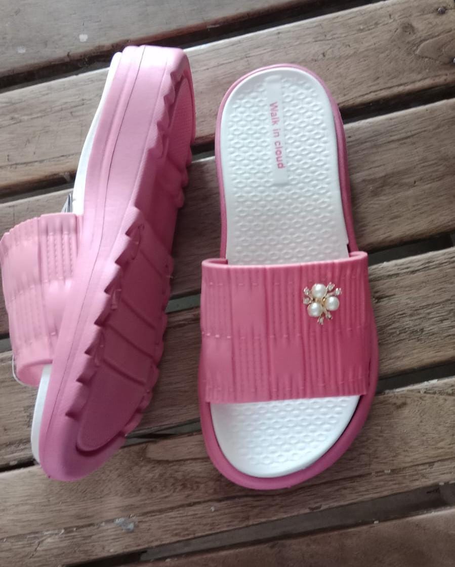 Elegant Pearl-Embellished Comfort Slides